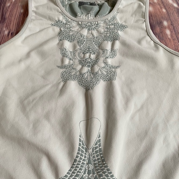 Athleta tank - Picture 2 of 3